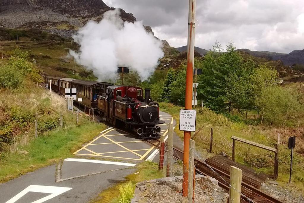Mountain Walks Straight From The Doorstep Βίλα Blaenau Ffestiniog Εξωτερικό φωτογραφία